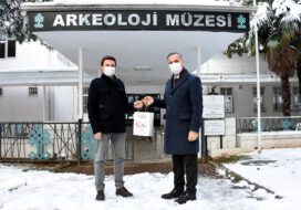 Bursa’da, vatandaşın dikkati sayesinde bulunan mezar steli incelenecek