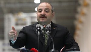 Varank’dan dükkanı kapatan VW’e: Biz değil, Volkswagen kaybeder