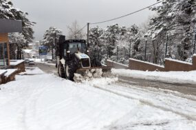 bursa-yildirimda-kar-mesaisi-basladi
