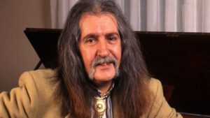 Barış Manço 77. doğum gününde anılıyor