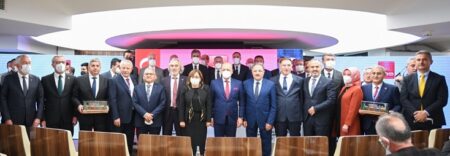 Bursa’nın ‘Güvenli Okul Yolu’ projesine ödül