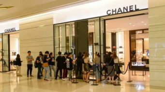 Chanel çantalarına kota getirdi!