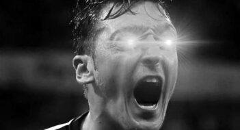 Mesut Özil, kendi kripto parasını çıkarıyor