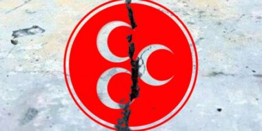 MHP’de istifa depremi! Yönetim feshedildi