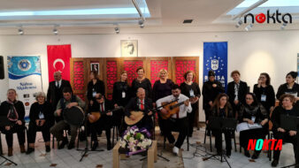 Bursa’da Atatürk türkü ve şiirlerle anıldı