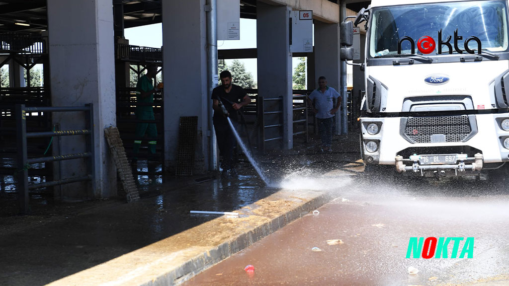 Bursa Osmangazi’de kurban pazarları 